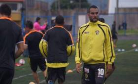 Alejandro Alpízar es una de las figuras del Club Sport Uruguay que descendió a la segunda categoría. (Foto: La Prensa Libre).