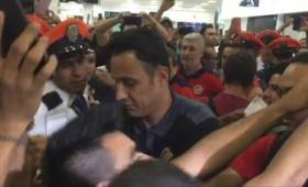 La llegada de Keylor Navas a México fue motivo de locura en los aficionados. (Foto: Fútbol Picante)