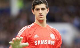 El pasado 11 de septiembre, Courtois fue intervenido quirúrgicamente en Barcelona de una lesión de rodilla que sufrió en un entrenamiento del Chelsea.