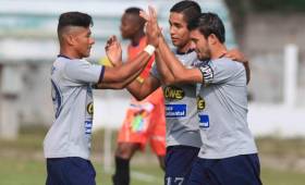 Juan José Rodríguez anotó el primer gol del partido mediante lanzamiento de penal. FOTO Juan Salgado