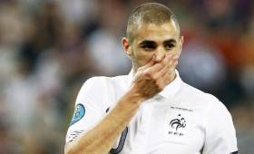 Benzema no ha sido nunca un jugador adulado por el público francés, pese a que con 27 tantos es el máximo goleador en activo con la camiseta 'bleu'.