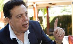 Alfredo Hawit es uno de los vicepresidentes de FIFA, también tiene el cargo de presidente de Concacaf y FENAFUTH.