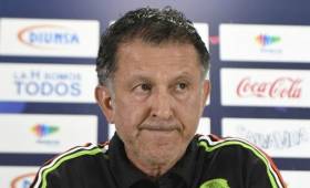 El técnico de la selección mexicana de fútbol externó su preocupación sobre la poca participación de sus futbolistas en Europa.