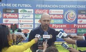 El asistente técnico de la selección de Costa Rica, Luis Marín, dio declaraciones a los medios de comunicación donde detalló lo que hace la tricolor previo a los juegos de la hexagonal. (Foto: Fedefutbol)