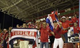 La afición tica va a meter de lleno a su selección en el juego ante Estados Unidos. (Foto:EFE).