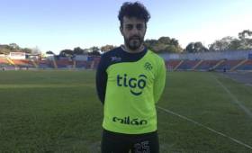 El guardameta argentino del FAS de El Salvador, Coloca no se guardó nada y elogió a su equipo.