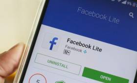 Desinstalá Facebook de tu dispositivo móvil si querés que tu batería y tus datos te rindan.