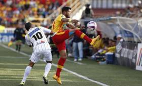 El fútbol de Costa Rica se ha vuelto muy atractivo para los jugadores extranjeros.