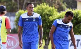 Blas Pérez podría buscar la salida del equipo si se mantiene la falta de pago del salario.