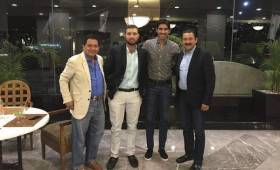 Sebastián el 'Loco' Abreu espera poder toparse en algún momento con el 'Mágico'.