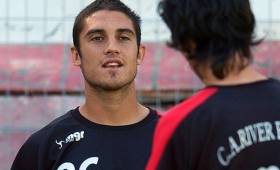 El defensor uruguayo será el último refuerzo extranjero del Municipal de Guatemala para la próxima temporada.