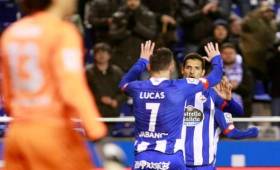 El costarricense ha celebrado en varias ocasiones con el Deportivo.