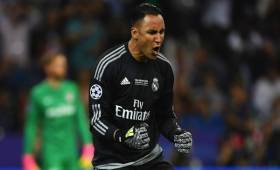 El 2017 no fue solo cosas buenas para Navas, un par de lesiones lo marginaron de juegos importantes de su club y de la Selección.