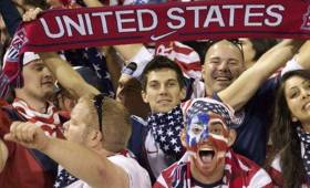 Los aficionados mexicanos están molestos y buscan los boletos para el juego del viernes en reventa.