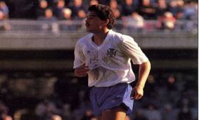 Rommel Fernández era conocido como el 'Panzer' en el Tenerife de España, debido a su corpulencia y poderoso remate de cabeza.