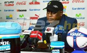 El director técnico del Herediano, Hernán Medford salió expulsado en el juego ante la UCR. (Foto: DIEZ)