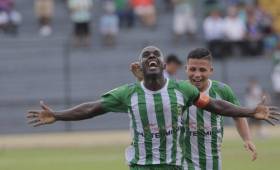 Erick Scott es el goleador del fútbol de Centroamérica con 19 anotaciones en 22 partidos disputados.