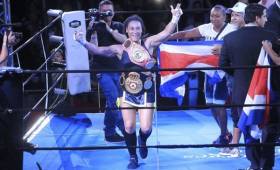 La costarricense Hanna Gabriel ganó la pelea donde la afición al boxeo en suelo tico lo disfrutó. (Foto: La Teja).