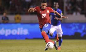 Matarrita ha sido uno de los futbolistas que ha tenido una gran participación con la selección de Costa Rica en los últimos juegos. (Foto: Nación).