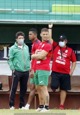 Pasó en Marathón: Techera con nueve puntos en su rostro, los consejos de Emilio a Vega y la charla de Vargas