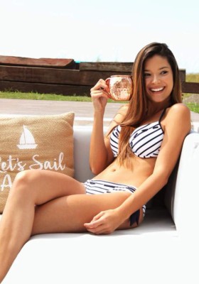 María José González, la periodista tica que enamora con su carisma y sonrisa