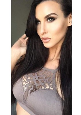 Alice Goodwin, la explosiva novia de futbolista inglés, de origen jamaicano