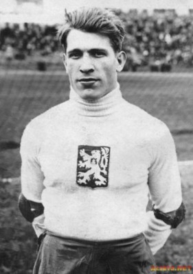 Los porteros más pequeños de la historia que se hicieron gigantes en el arco