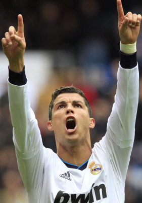 El Real Madrid golea al Getafe antes del clásico.