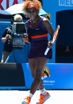 Stephens tumba a Serena.