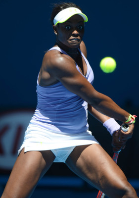 Stephens tumba a Serena.