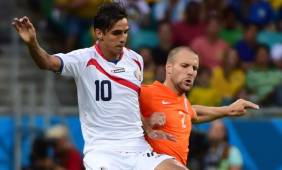 Bryan Ruiz fue uno de los jugadores destacados de Costa Rica en el Mundial 2014 y tendría nuevo destino europeo para esta temporada. Foto: AFP