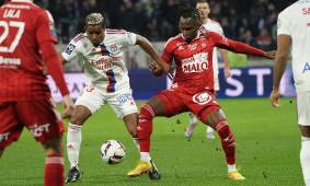 ¡Regresó a la élite! El hondureño Alberth Elis debutó con el Brest y disputó 25 minutos ante el Lyon por la Ligue 1 de Francia