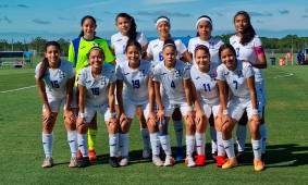 La escuadra sub-20 de Honduras femenino en el Premundial de Concacaf.