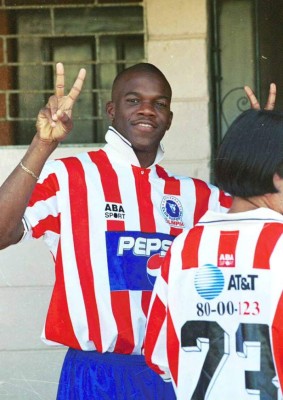 Imágenes de los mejores momentos del 'Rey David” en su época como jugador.