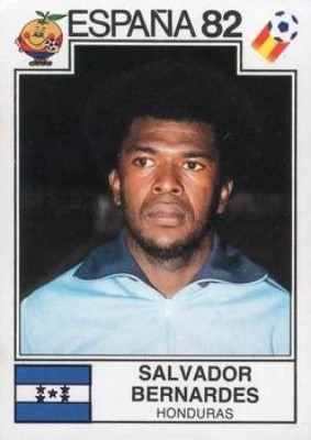 Así lucieron los jugadores hondureños en el álbum del Mundial de España 82