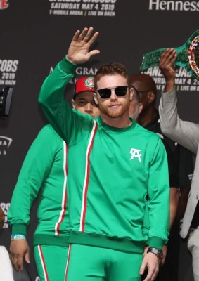 Pleito: Canelo y Jacobs calientan su pelea en el pesaje