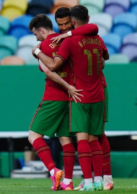 Georgina Rodríguez levanta suspiros en la paliza de Portugal sobre Israel previo a la Eurocopa 2021