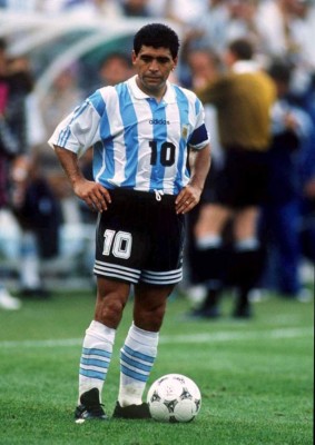 Los mejores 'looks” de Maradona y Pelé