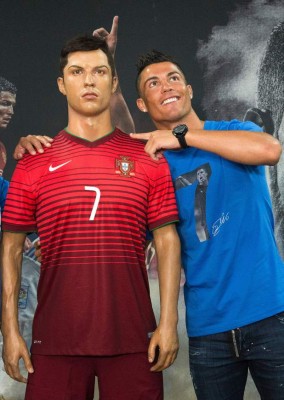 Las divertidas fotos de Cristiano Ronaldo con su clon