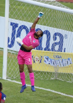 ¡Dos cambios! El 11 titular del Olimpia el clásico ante Motagua en el Olímpico
