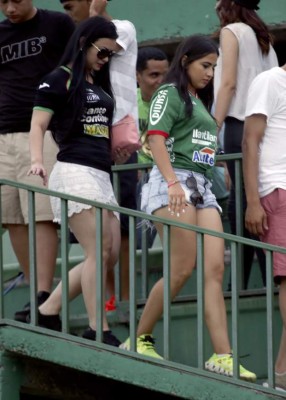 El clásico sampedrano se llena de niñas lindas en el Yankel Rosenthal