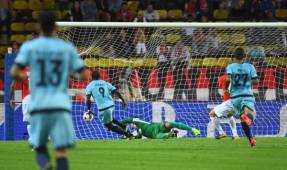 El campeón frances fue humillado por el Porto en su propia casa (0-3) en la segunda fecha en la fase de grupos de la Uefa Champions League.