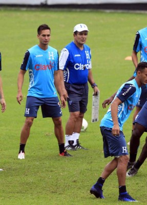 El 11 de jugadores que Pinto no convocó para inicio del hexagonal