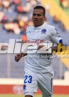 La vida de Arnold Peralta en imágenes