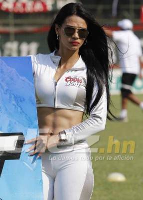 Las chicas más bonitas en los estadios de Honduras en la fecha 11