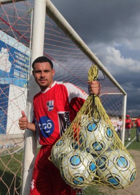 Rolando López, el defensor goleador que regresó al fútbol tres años después de su retiro