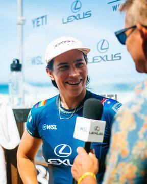 Es parte de la comunidad LGTBI y esta fue la decisión que tomaron con ella en Emiratos Árabes donde es ilegal