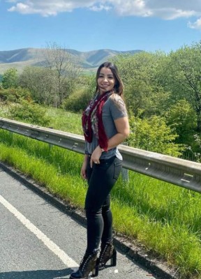 Emilio Izaguirre se pone a tono luego de sus espectaculares vacaciones con su preciosa esposa