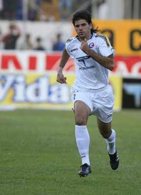 Olimpia fracasa otra vez: Los fichajes fallidos en los últimos 10 años