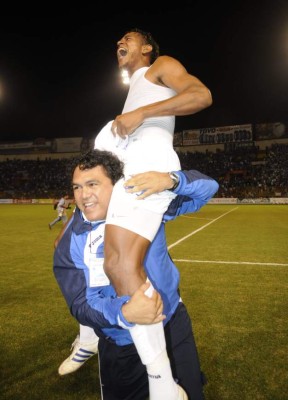 ¡Hace 11 años! Fotos inéditas de la desenfrenada celebración en Honduras tras clasificar al Mundial 2010